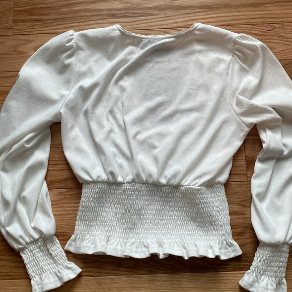 V neck top - Picture 8 of 10